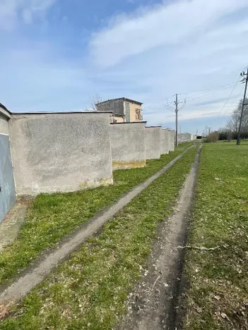 Pronájem garáže, Pardubice, Fáblovka, 24 m2