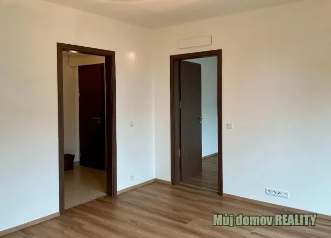 Pronájem bytu 2+kk, Praha - Kamýk, Hodkovická, 54 m2