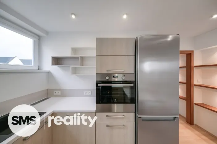 Prodej bytu 2+1, Opava, Pekařská, 74 m2