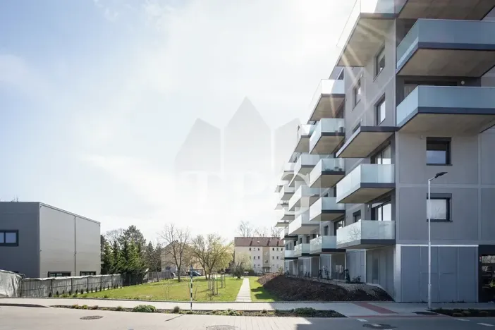 Prodej bytu 3+kk, Praha - Prosek, Návarovská, 83 m2