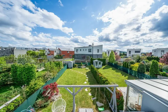 Prodej rodinného domu, Praha - Cholupice, Zálužická, 153 m2