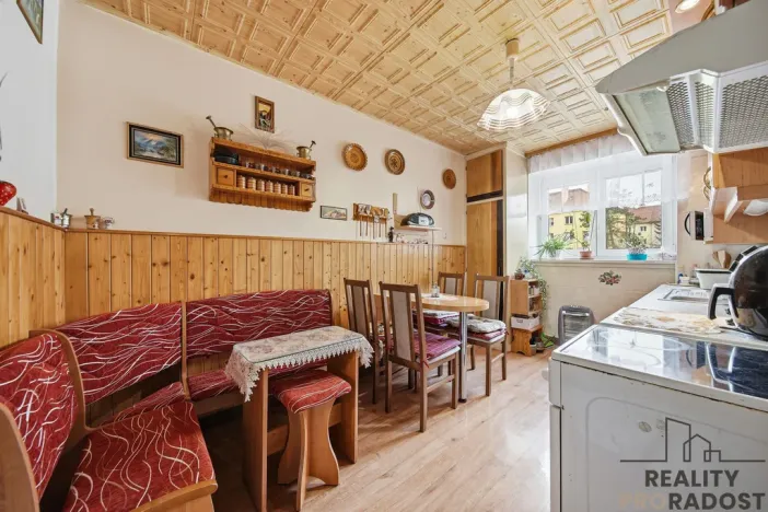 Prodej bytu 2+1, Vizovice, čtvrť A. Háby, 53 m2