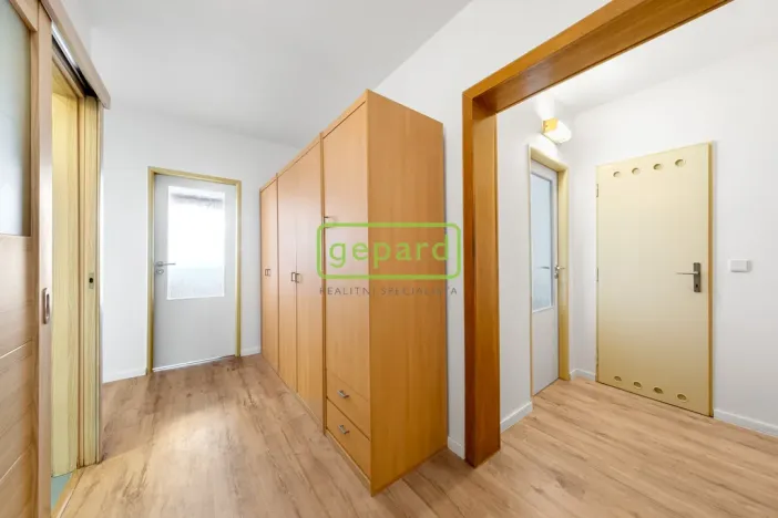 Prodej bytu 3+kk, Praha, Šimůnkova, 60 m2