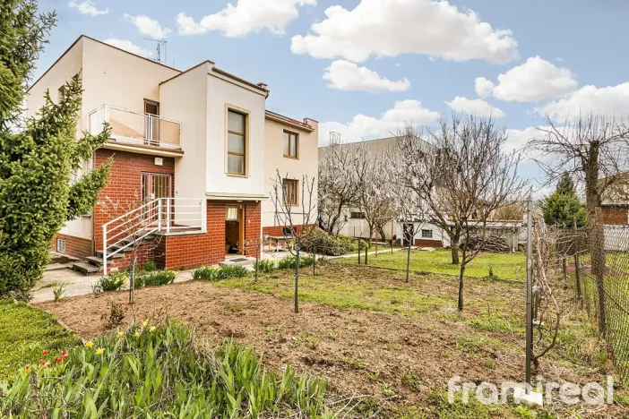 Prodej rodinného domu, Brno, Lískovecká, 200 m2