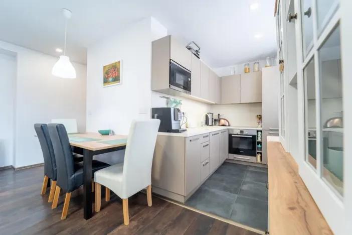 Prodej bytu 3+kk, Kolín - Kolín II, Benešova, 67 m2