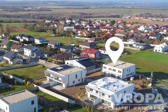 Pronájem rodinného domu, Červené Pečky, Hrabáňova, 210 m2