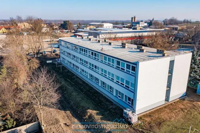 Pronájem atypického bytu, Hrušovany nad Jevišovkou, Cukrovarská, 10 m2