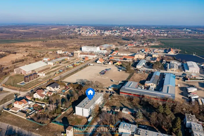 Pronájem atypického bytu, Hrušovany nad Jevišovkou, Cukrovarská, 10 m2