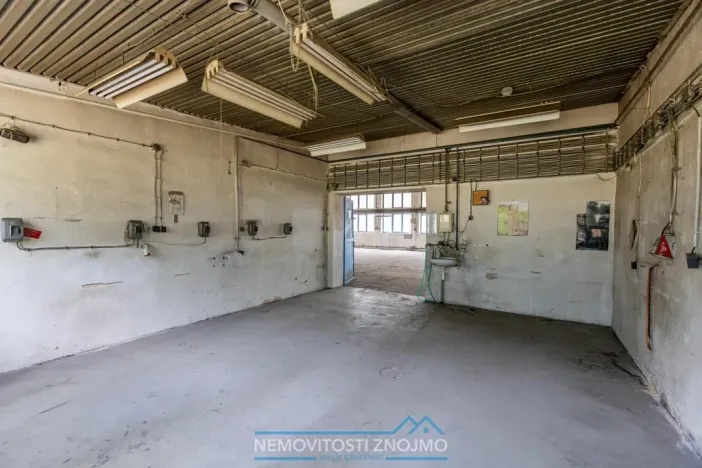Prodej výrobních prostor, Hrušovany nad Jevišovkou, Rudé armády, 12000 m2