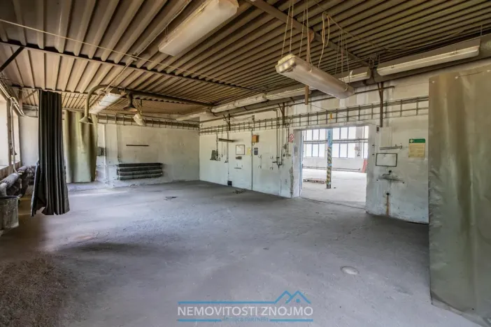 Prodej výrobních prostor, Hrušovany nad Jevišovkou, Rudé armády, 12000 m2