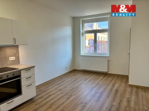 Pronájem bytu 2+kk, Praha - Holešovice, U průhonu, 52 m2