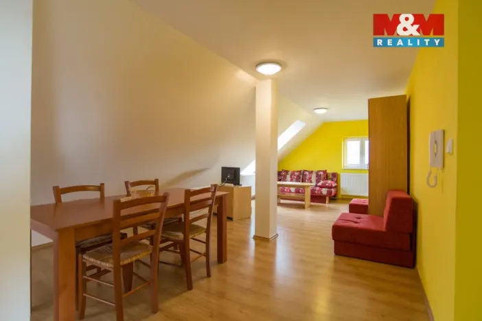 Prodej bytu 2+kk, Dolní Dunajovice, U Pekárny, 66 m2