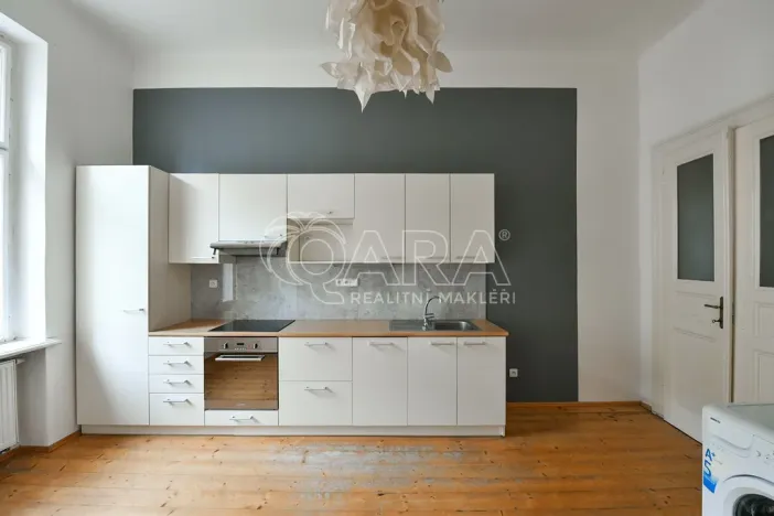 Pronájem bytu 1+1, Praha - Smíchov, Lidická, 43 m2