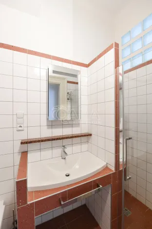 Pronájem bytu 1+1, Praha - Smíchov, Lidická, 43 m2