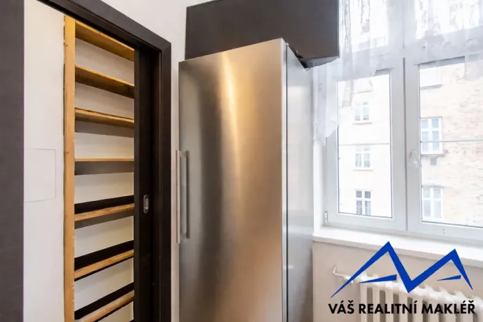 Prodej bytu 3+1, Ostrava, náměstí Msgre Šrámka, 93 m2