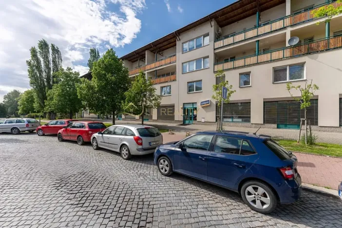 Pronájem bytu 1+kk, Olomouc, U stadionu, 33 m2