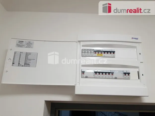 Pronájem bytu 2+kk, Milovice - Mladá, Zátopkova, 50 m2