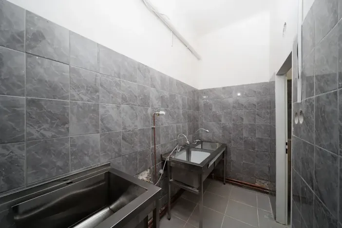 Pronájem obchodního prostoru, Karlovy Vary, T. G. Masaryka, 269 m2