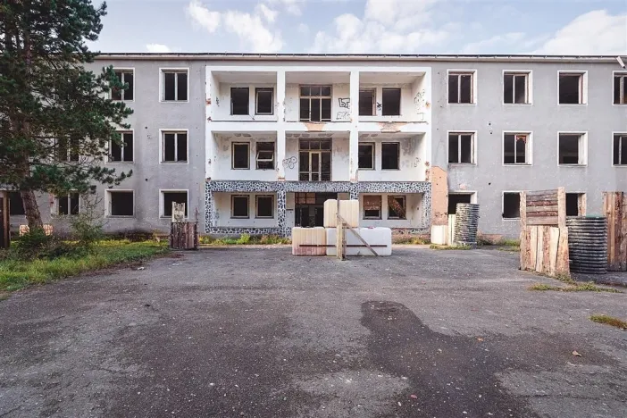 Prodej komerční, Pernarec - Krukanice, 2000 m2