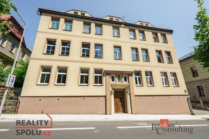 Pronájem bytu 2+1, Liberec - Liberec I-Staré Město, Sokolská, 74 m2