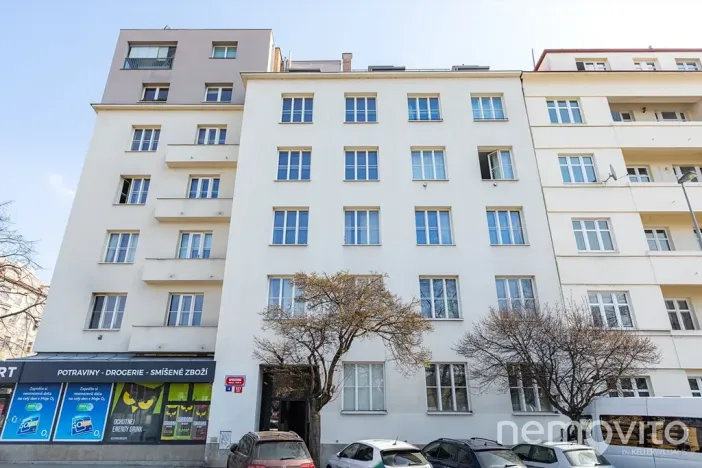 Prodej bytu 1+kk, Praha - Vršovice, Sportovní, 34 m2