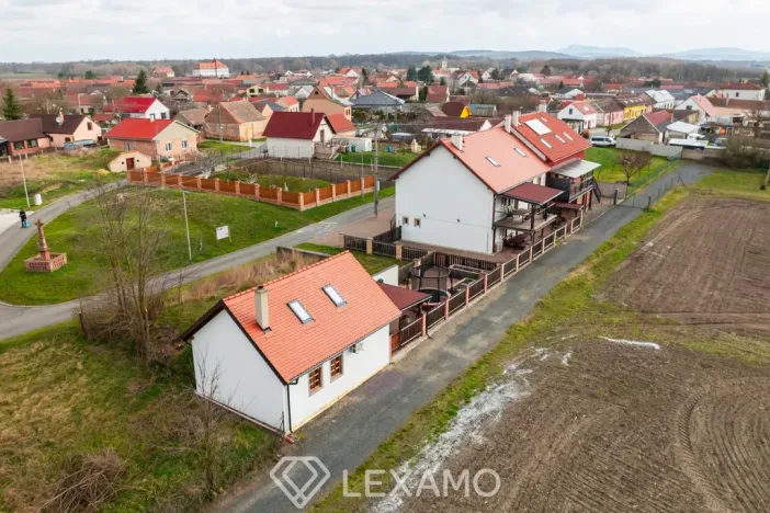 Prodej rodinného domu, Jevišovka, 306 m2