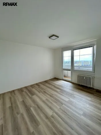 Pronájem bytu 2+kk, Hradec Králové, třída Edvarda Beneše, 48 m2