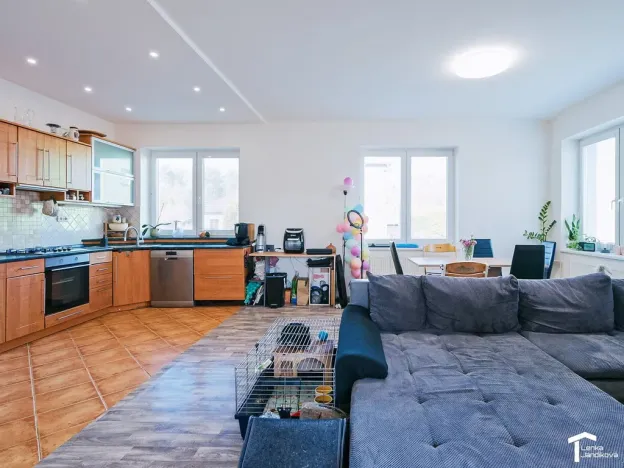 Prodej činžovního domu, Pardubice - Doubravice, 390 m2