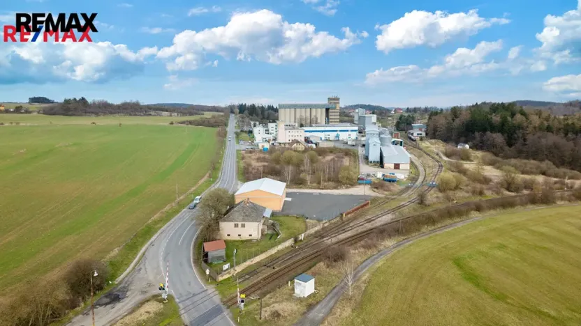 Prodej obchodního prostoru, Milín, Nádražní, 129 m2