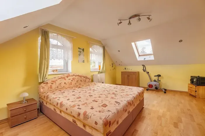 Prodej rodinného domu, Modlany, 121 m2