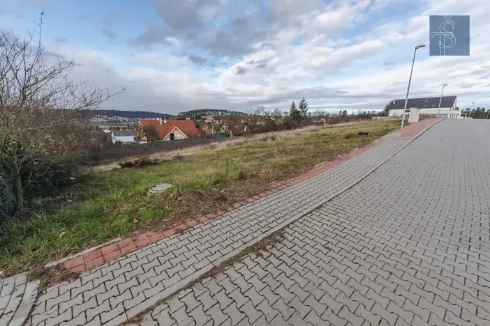 Prodej pozemku pro bydlení, Praha - Lipence, 1316 m2