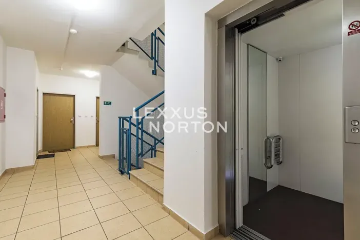 Pronájem bytu 2+kk, Praha - Letňany, Tupolevova, 56 m2