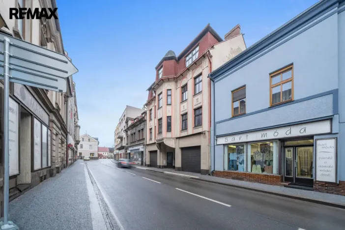 Pronájem bytu 3+1, Hronov, T. G. Masaryka, 83 m2