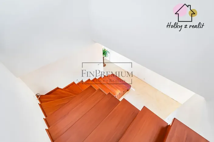 Prodej rodinného domu, Psáry, U Studny, 298 m2