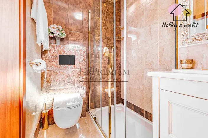 Prodej rodinného domu, Psáry, U Studny, 298 m2