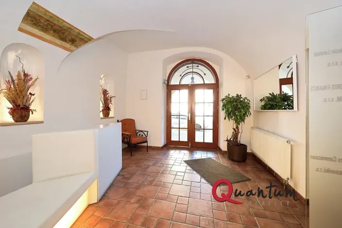 Pronájem kanceláře, Praha - Hradčany, Loretánské náměstí, 32 m2