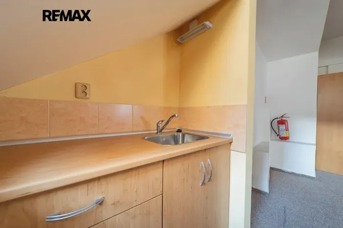 Prodej komerční nemovitosti, Šumperk, nám. Míru, 200 m2