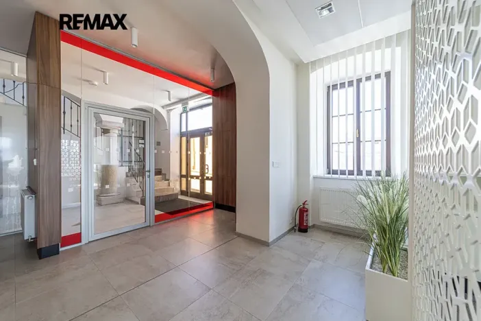 Prodej obchodního prostoru, Králíky, 5. května, 519 m2