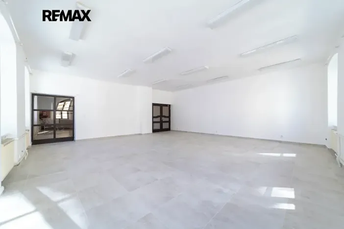 Prodej obchodního prostoru, Králíky, 5. května, 519 m2