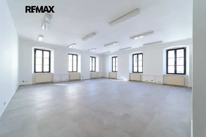 Prodej obchodního prostoru, Králíky, 5. května, 519 m2