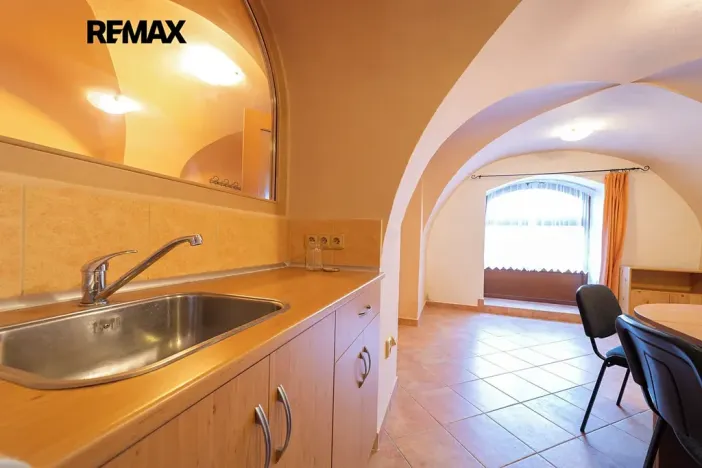 Prodej kanceláře, Šumperk, nám. Míru, 200 m2