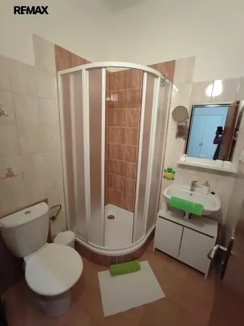 Prodej rodinného domu, Lipová-lázně, 555 m2