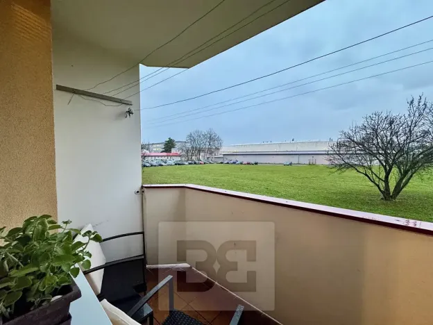 Pronájem bytu 2+1, Hluk, Závodní, 55 m2