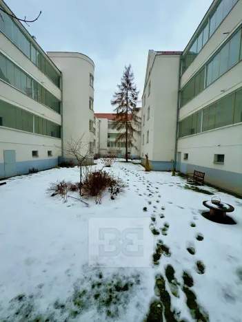 Pronájem bytu 2+kk, Praha - Žižkov, Hořanská, 50 m2