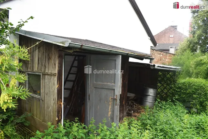 Prodej zahrady, Dobrovice, 636 m2