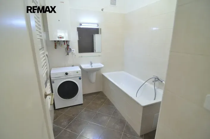 Pronájem bytu 2+1, Praha - Libeň, Pivovarnická, 78 m2