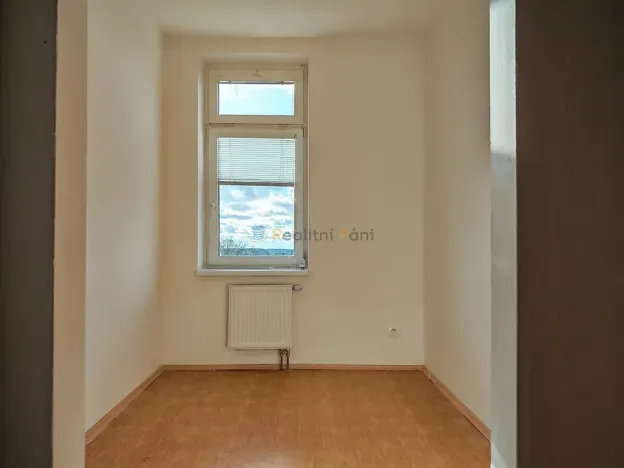 Pronájem bytu 2+1, Říčany, Komenského náměstí, 80 m2
