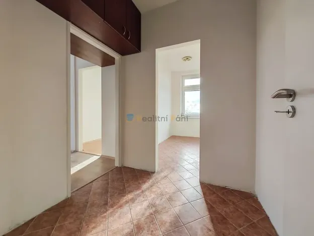 Pronájem bytu 2+1, Říčany, Komenského náměstí, 80 m2