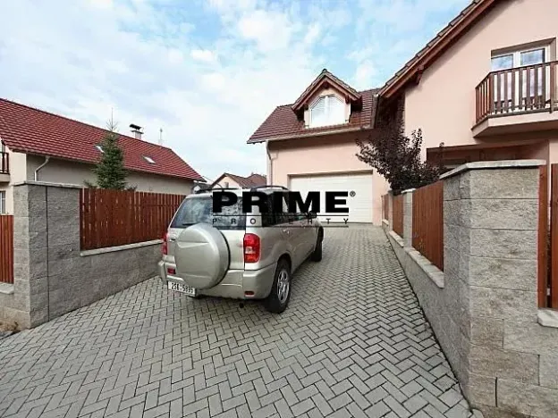 Pronájem rodinného domu, Průhonice, Pod Valem II., 192 m2