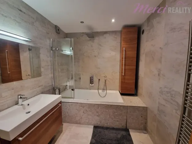 Pronájem bytu 4+kk, Uherské Hradiště, Sadová, 103 m2